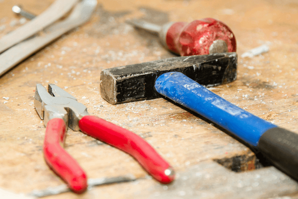 Handwerkliches Geschick im Fokus: Reparaturtreff im JUKU