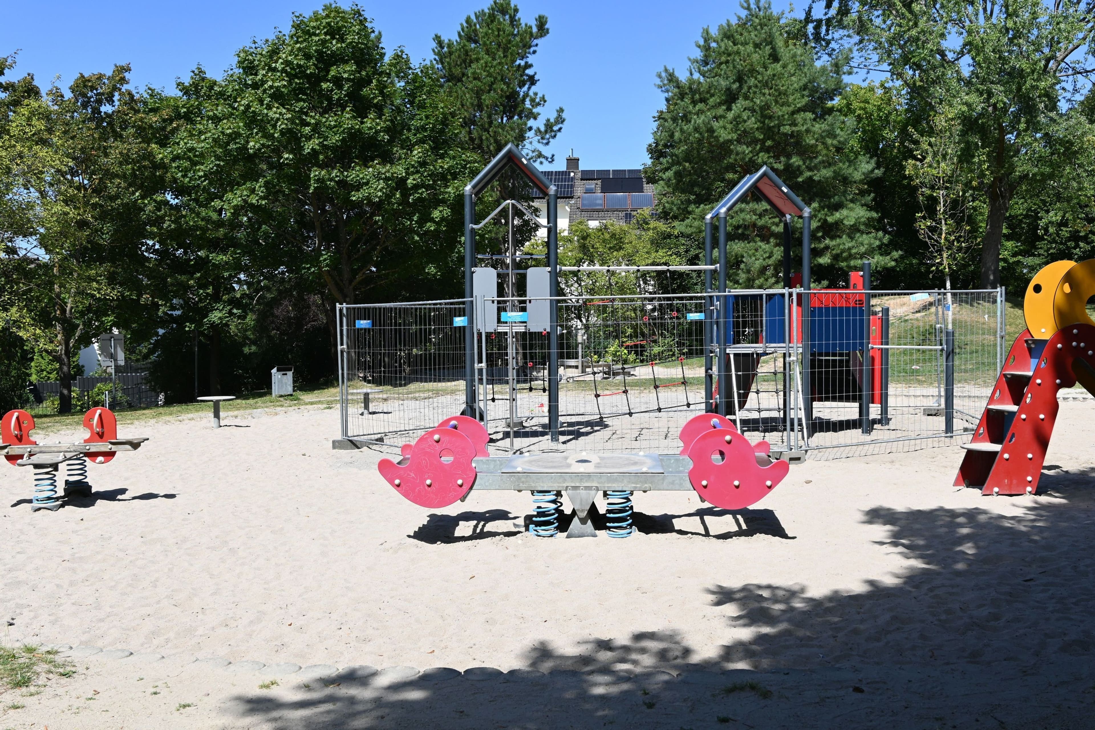 Neues Klettergerüst am Leymberg-Spielplatz