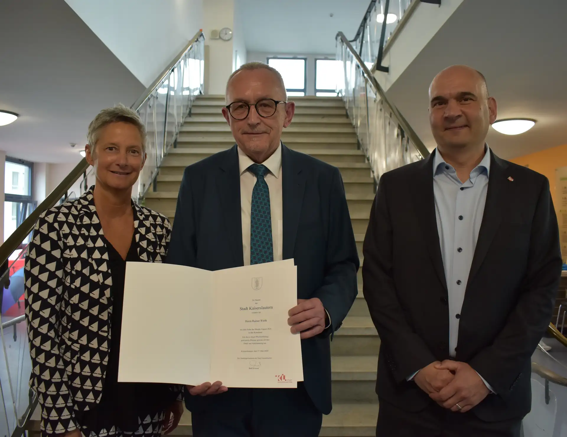 Amtsübergabe im Rathaus Nord: Abschied einer Stadtleitfigur
