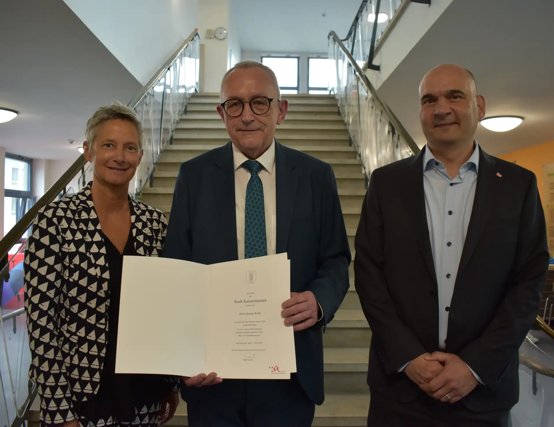 Amtsübergabe im Rathaus Nord: Abschied einer Stadtleitfigur