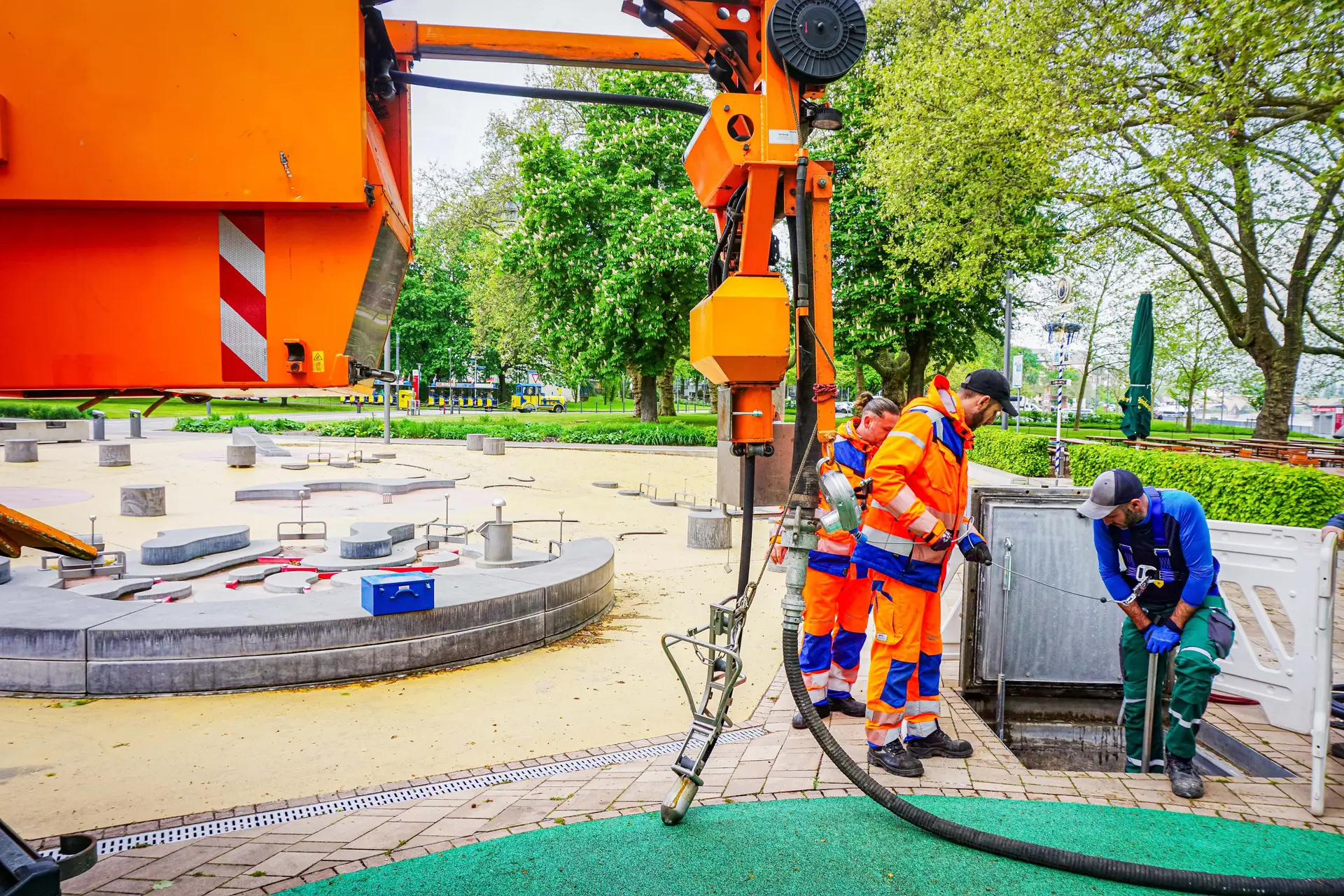 Vorbereitungen für die Eröffnung des Wasserspielplatzes